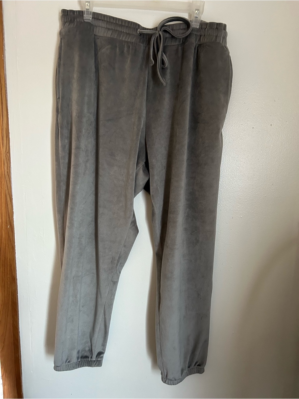 New York & Company Charcoal Drawstring Joggers